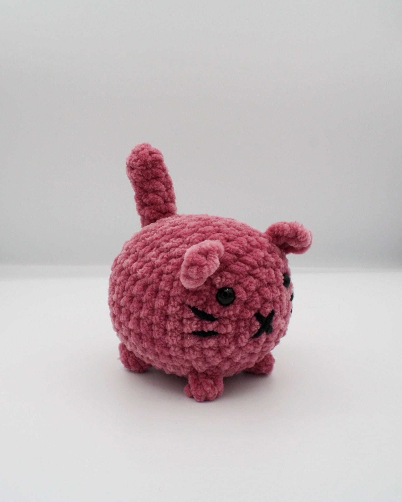 amigurumi crochet loaf cat plushie dusty rose pink chenille plush yarn