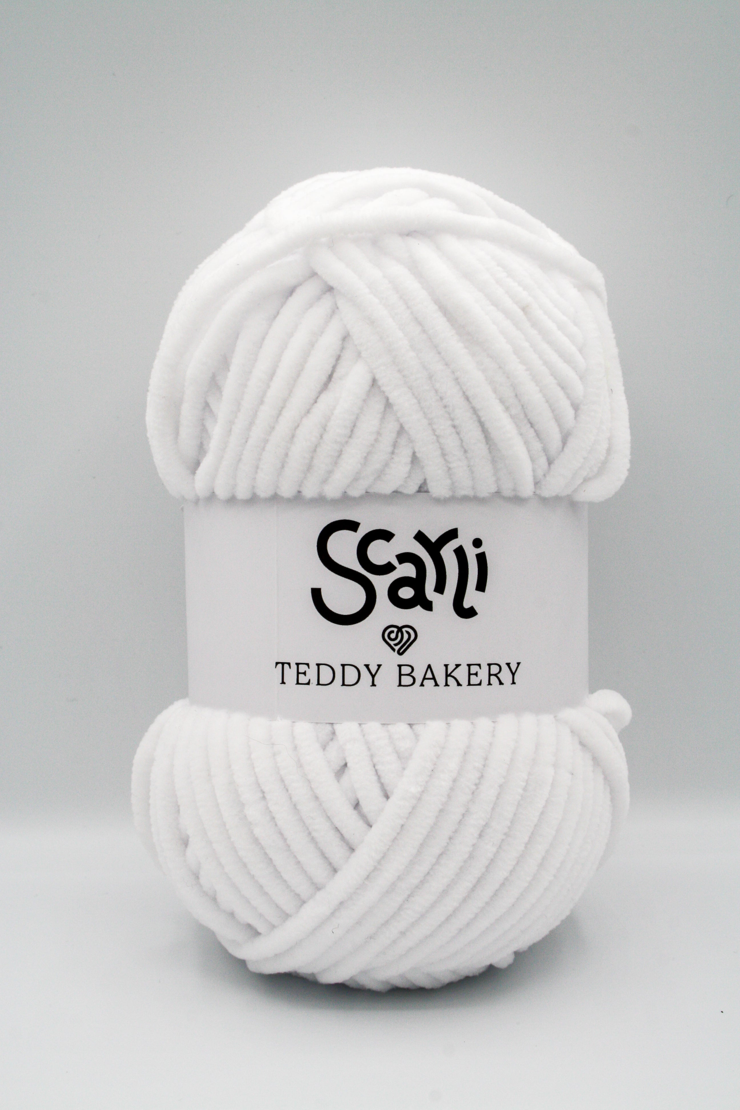 Teddy Bakery chenille yarn in shade snow pure white. Soft chunky plush yarn