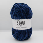 navy blue skein of chenille plush yarn teddy bakery scarli