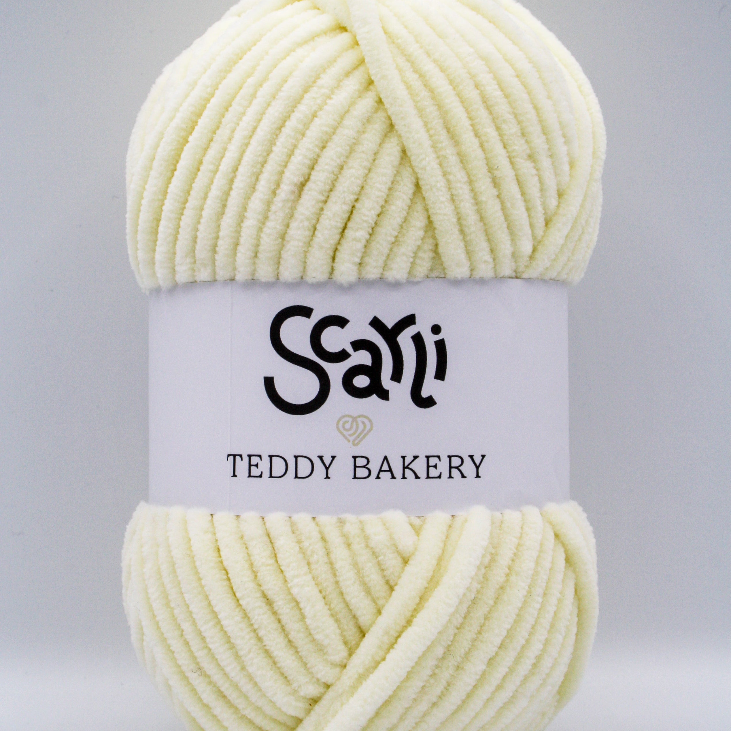 Teddy Bakery chenille yarn in shade cream light neutral. Soft chunky plush yarn