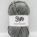 Teddy Bakery chenille yarn in shade steel grey. Soft chunky plush yarn