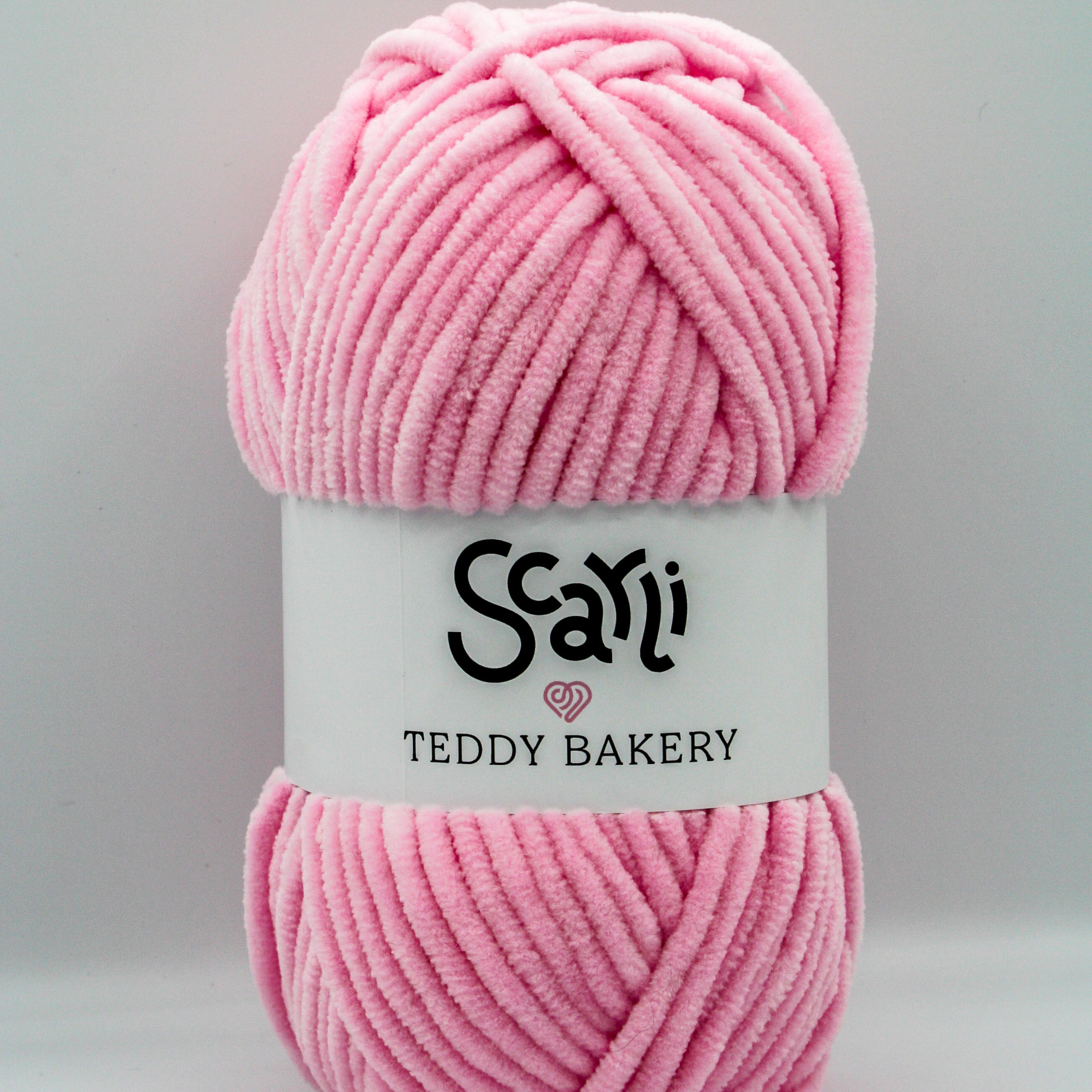 Teddy Bakery chenille yarn in shade ballet pink light pink. Soft chunky plush yarn